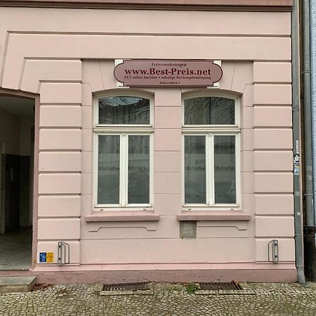 Best-Preis Fewo Rathausblick 2 - Zentrale Lage In Wittenberge - 2 Personen - Einzelzimmer - Vollausstattung - Wlan / Prime & Self-Check-In Ngoại thất bức ảnh